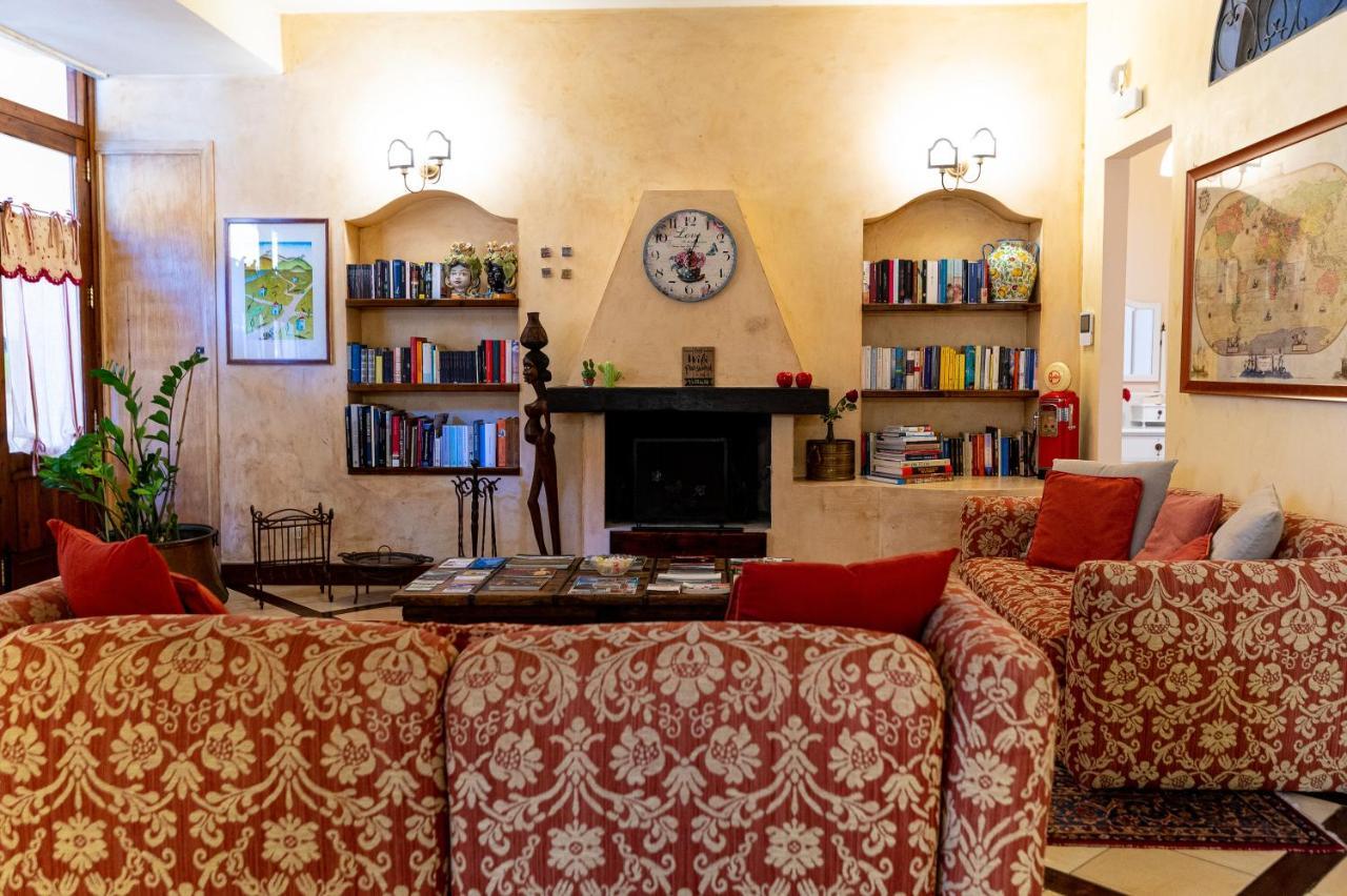 B&B Le Sorelle ซานเลโอเน ภายนอก รูปภาพ